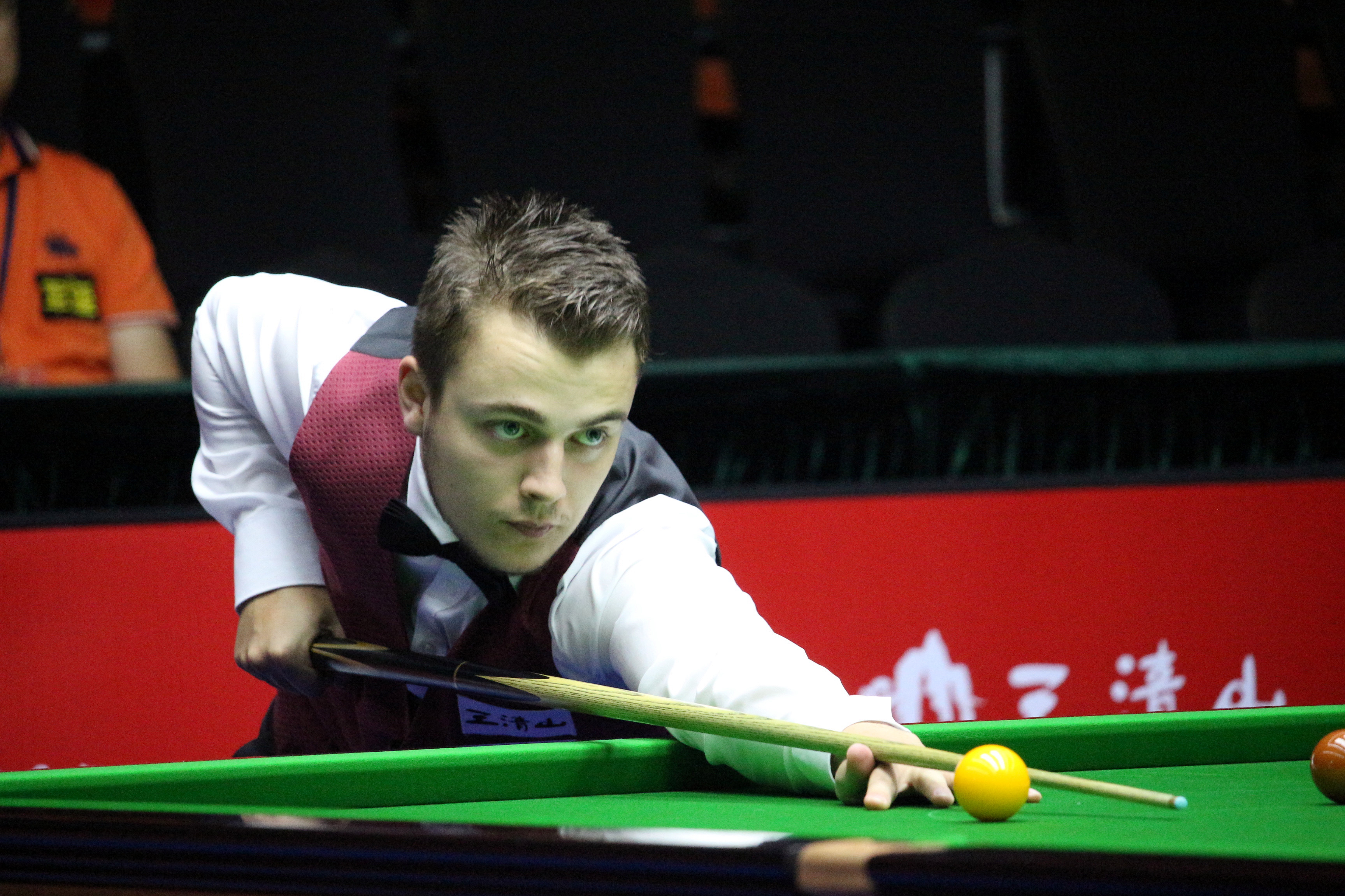 被高估的背 被高估的背