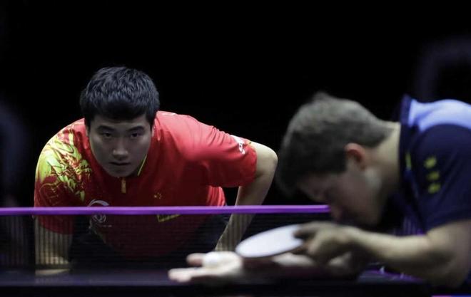 鼓励球员在 鼓励球员在